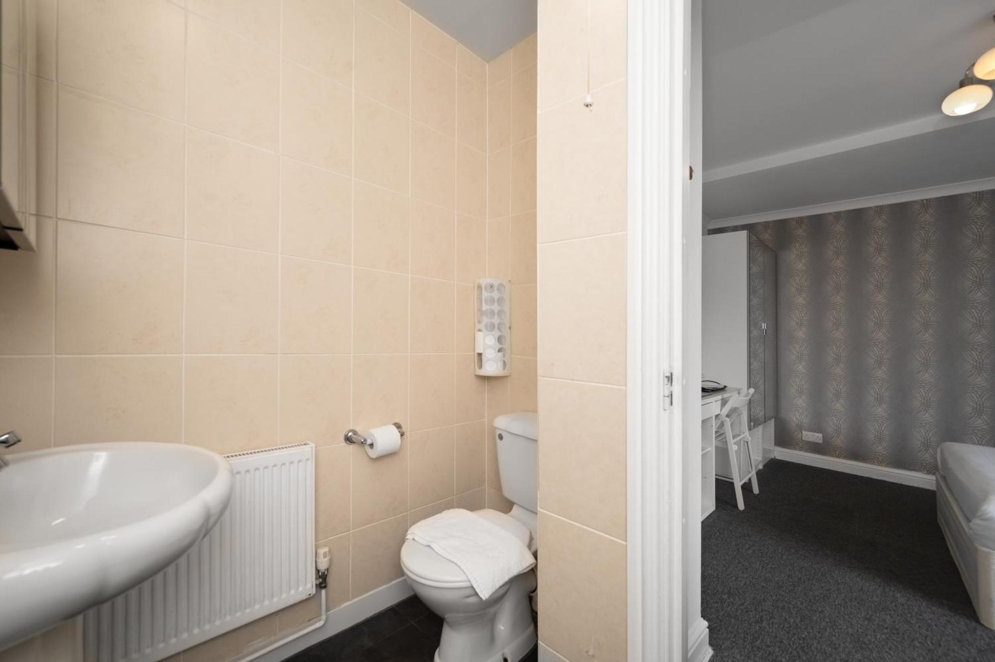 Flexistay Tulsi Aparthotel Croydon Kültér fotó