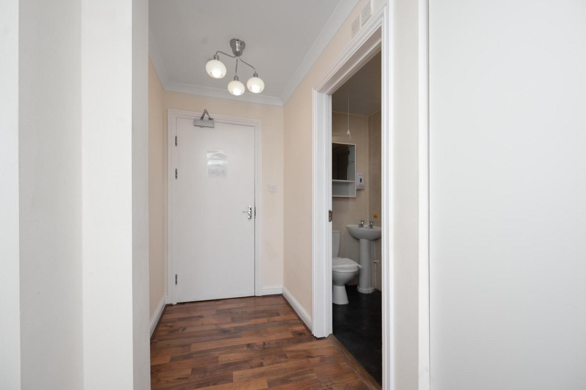 Flexistay Tulsi Aparthotel Croydon Kültér fotó