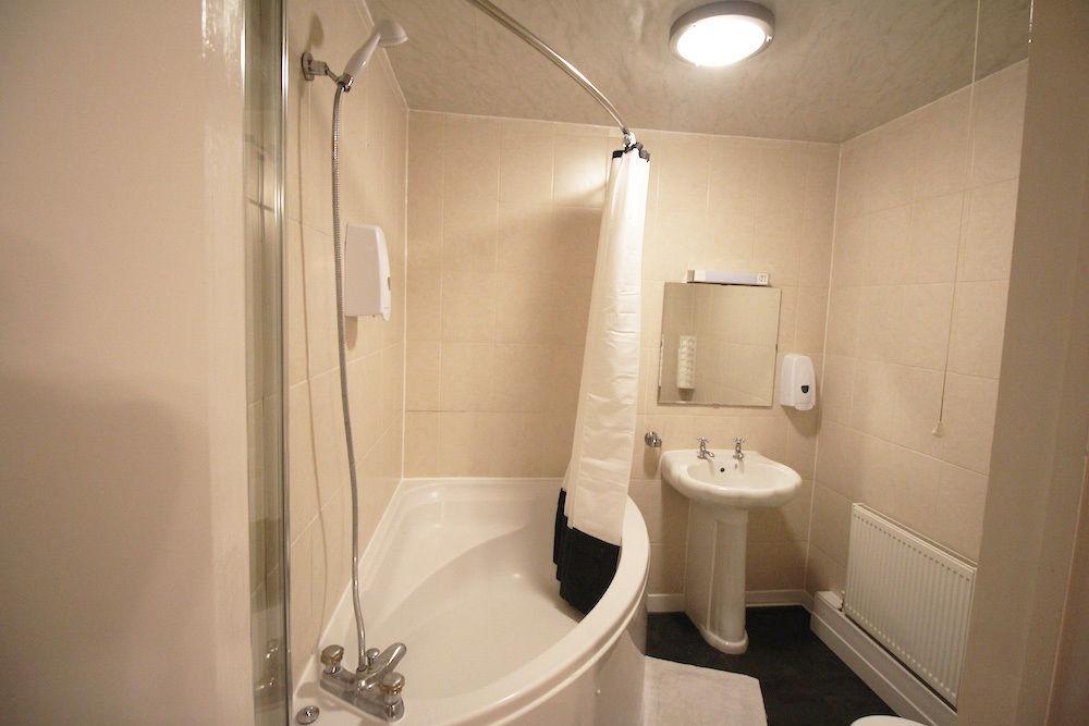 Flexistay Tulsi Aparthotel Croydon Kültér fotó